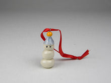 Load image into Gallery viewer, Snowman ornaments