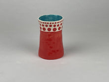 Load image into Gallery viewer, Expanding Dot cup **new shape
