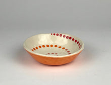 Load image into Gallery viewer, Discontinued swirl little bowls and lunch plate
