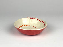 Load image into Gallery viewer, Swirl little  bowls
